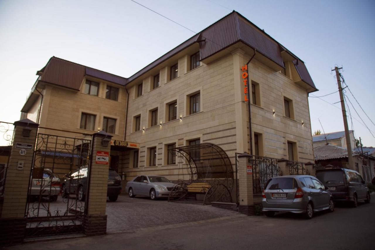 De'Mar Hotel Бишкек Экстерьер фото