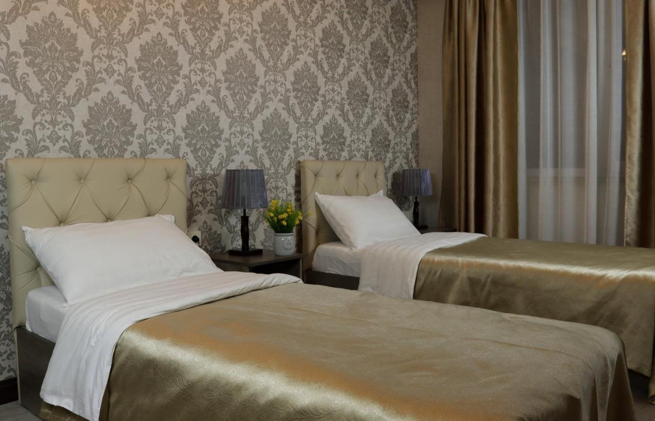 De'Mar Hotel Бишкек Экстерьер фото